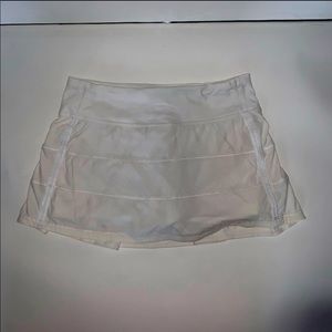 Lululemon pace rival skirt